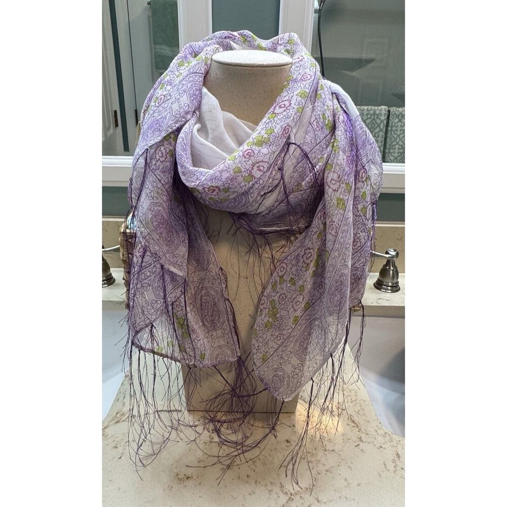 Women’s Fringed Scarf White Purple Floral Border Rectangle 39.75” X 36” New